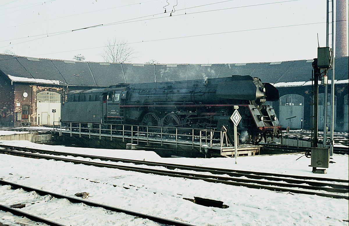01 0532      Drehscheibe Bw Bebra  im Schnee