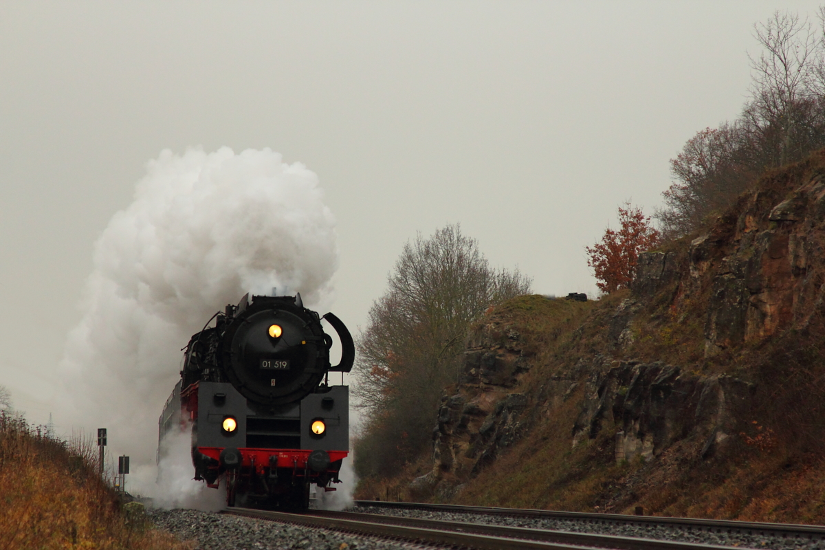 01 519 EFZ bei Burgkunstadt am 04.12.2015.