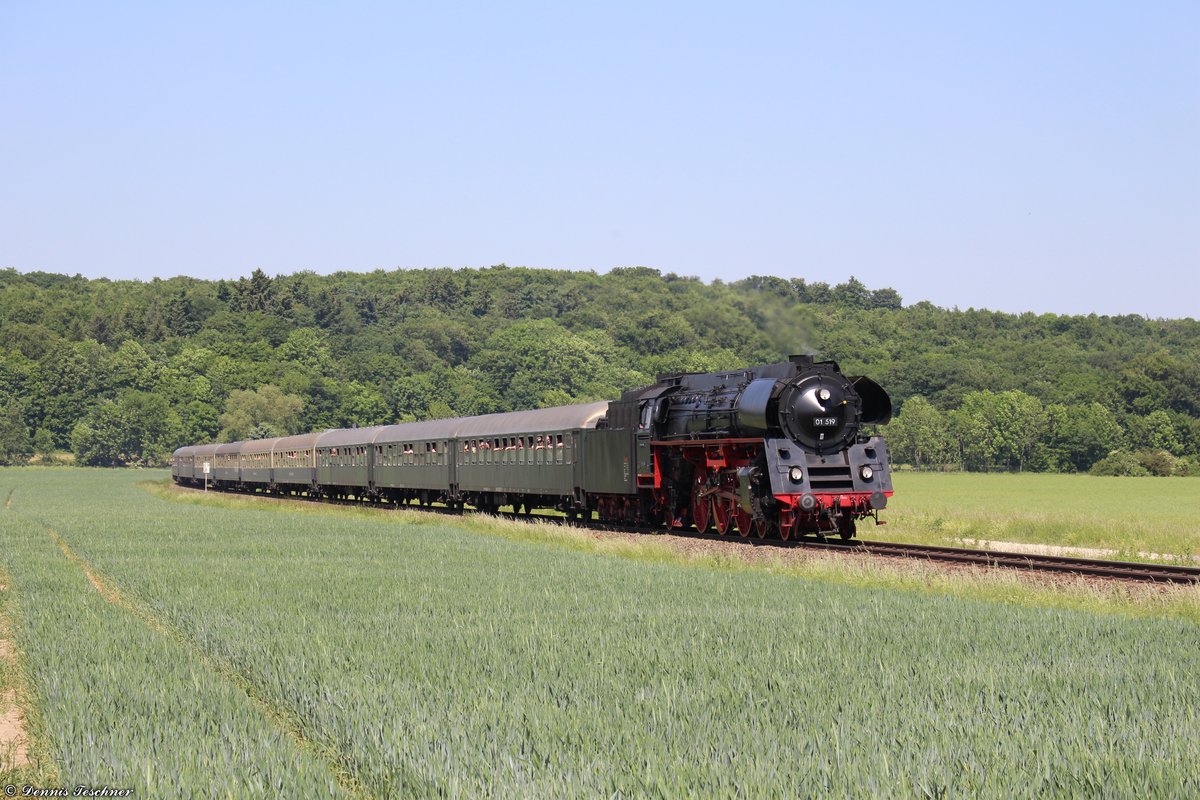 01 519 EFZ - Eisenbahnfreunde Zollernbahn mit einem Westfalendampf-Sonderzug bei Ilsenburg (Harz) am 26.05.2018