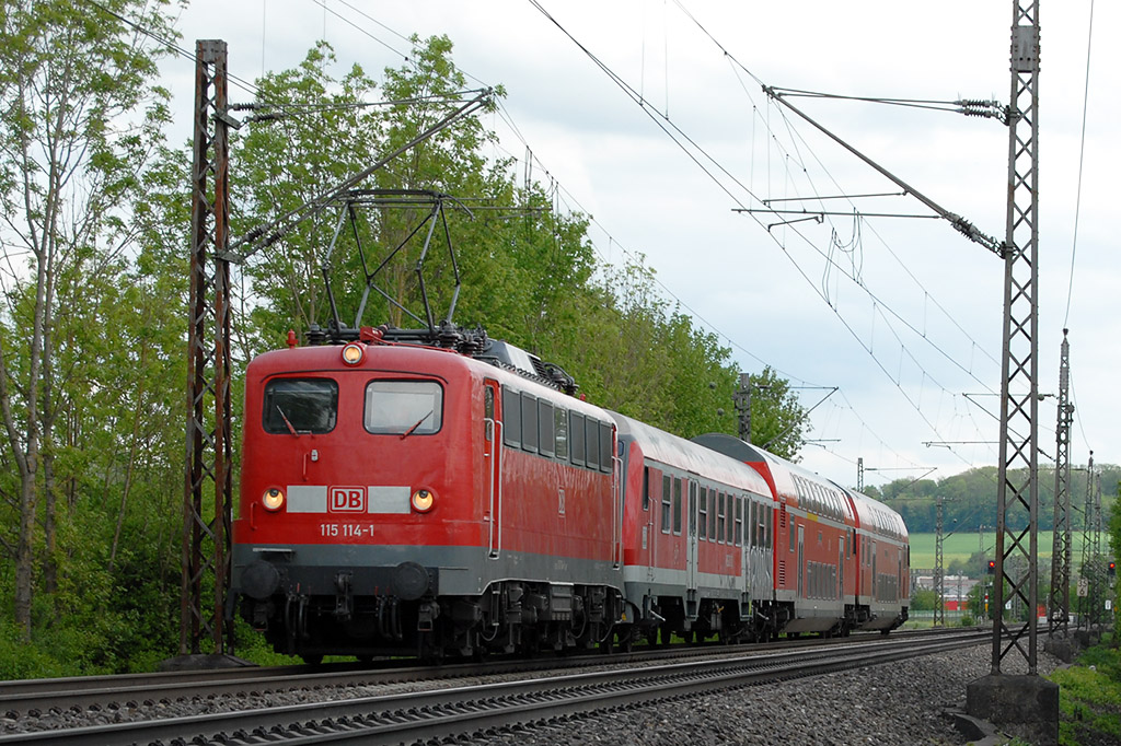01.05.2018 Streckenabschnitt Uhingen 115 114-1 mit Pbz 2460