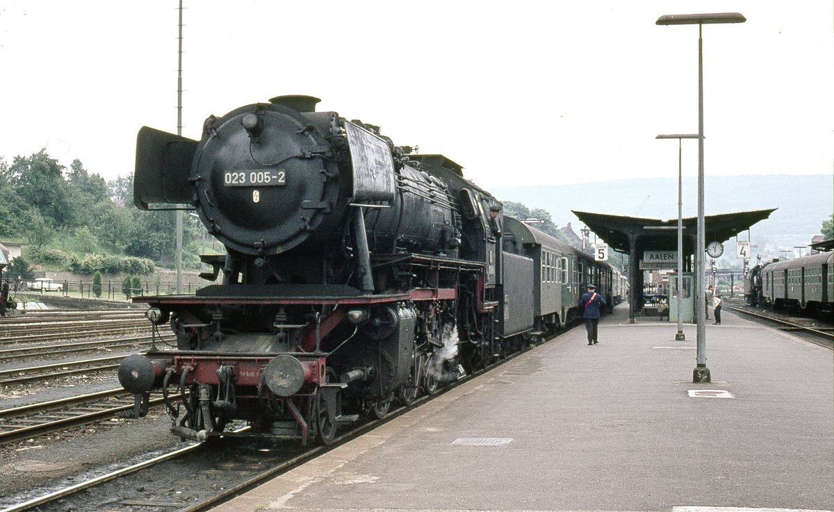 023 006 + Pz   Bhf. Aalen 