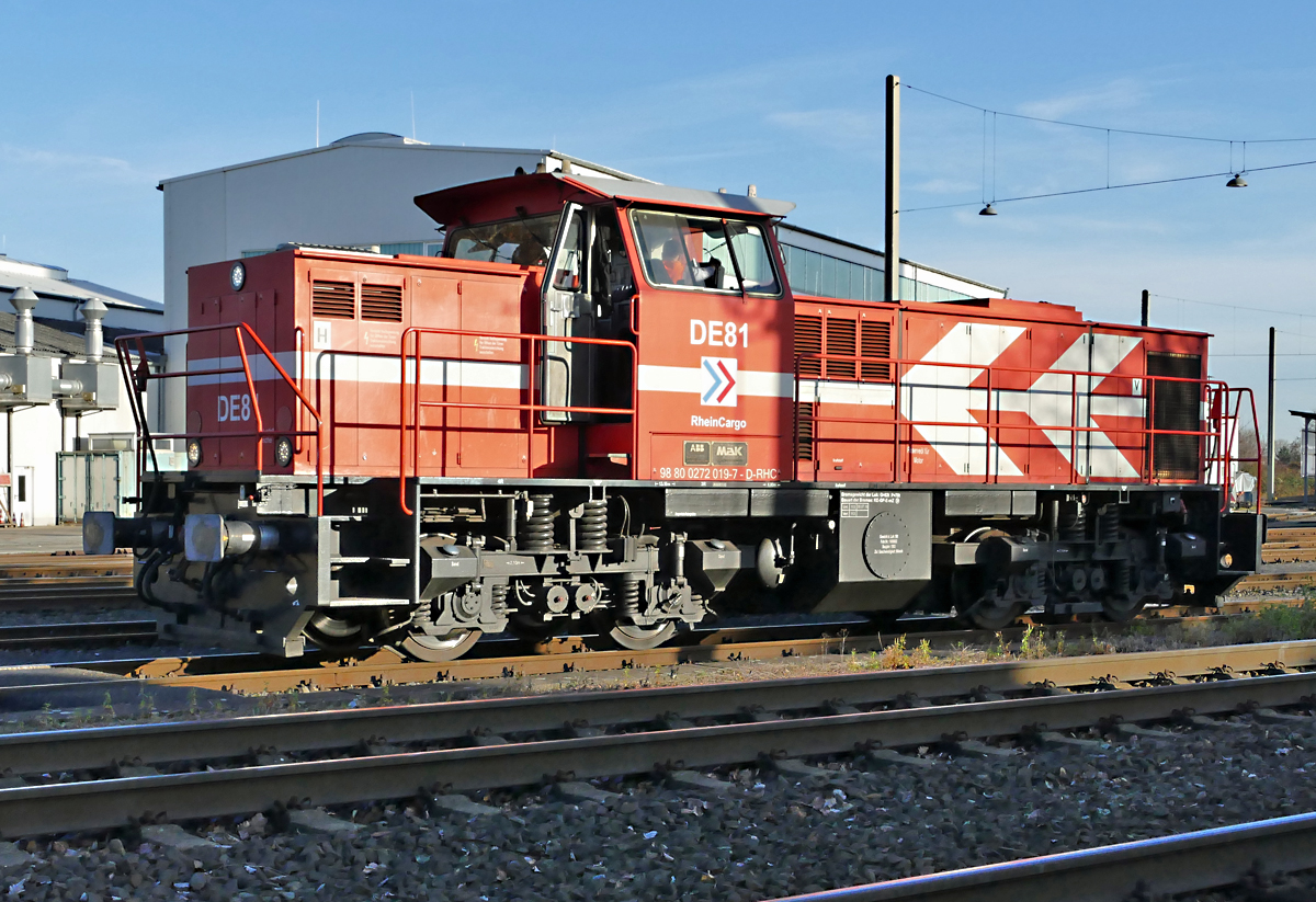 0272 019-7 RheinCargo DE81 in Brühl-Vochem - 19.12.2019