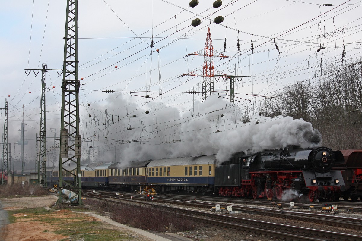 03 1010 am 17.3.13 mit einem Sonderzug in Kln-Gremberg.