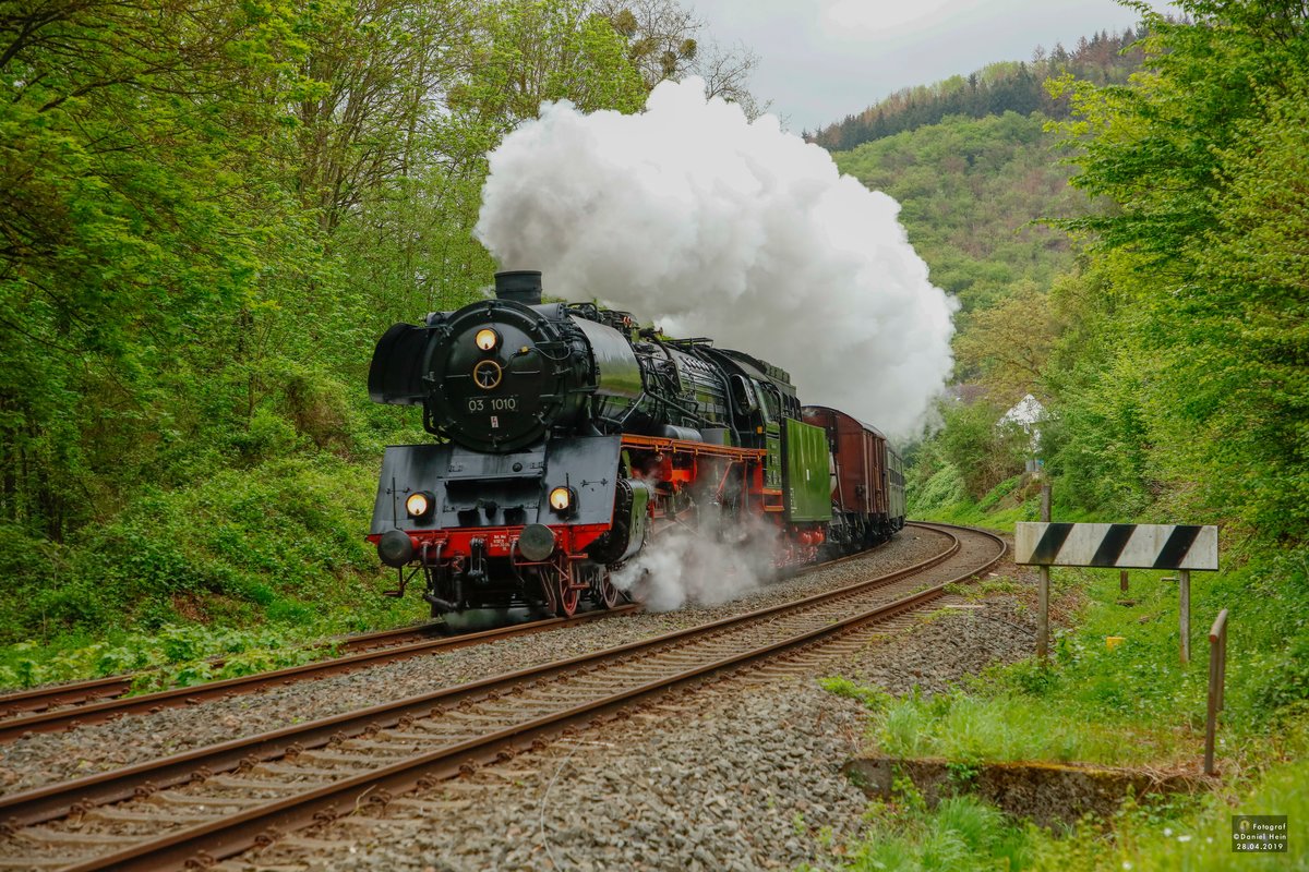 03 1010 in Friedrichssegen, am 27.04.2019.
