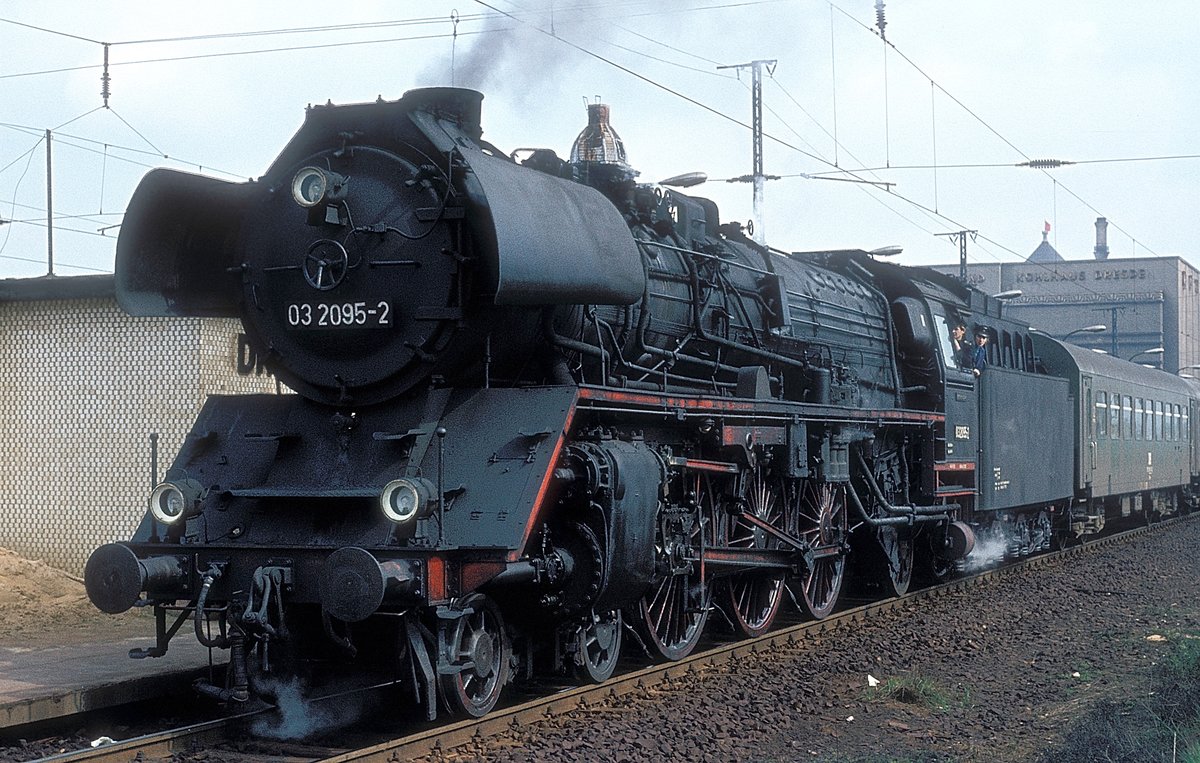 03 2095  Dresden - Mitte  28.04.79