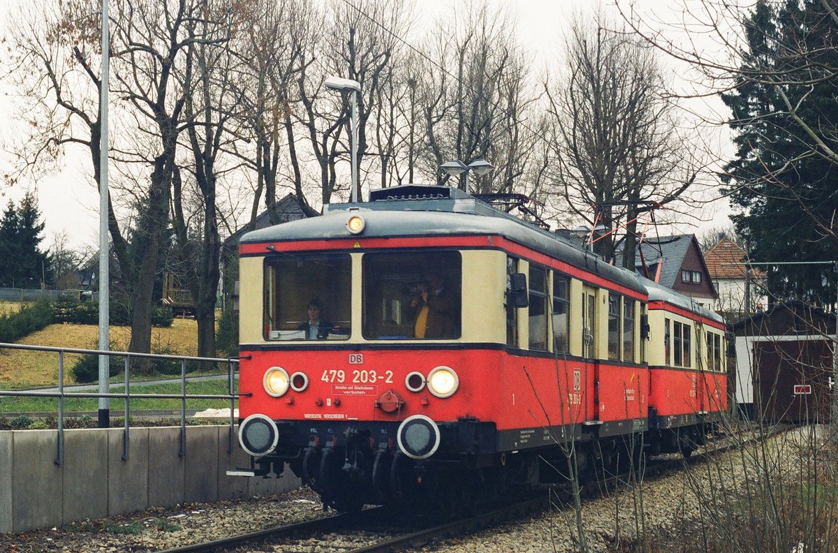 04. Februar 2007 am Endpunkt Cursdorf steht ein abfahrbereiter Zug der Oberweißbacher Bergbahn/Flachstrecke. 