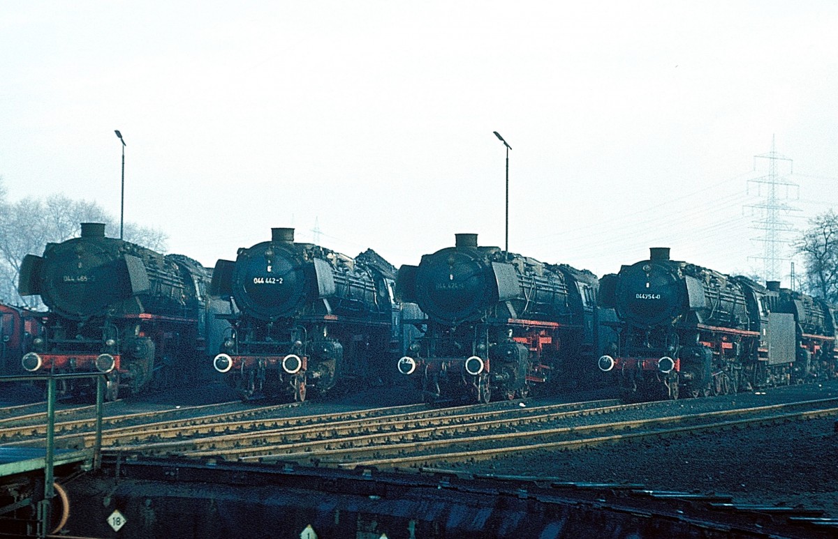 044 465  Gelsenkirchen - Bismarck  21.11.76 