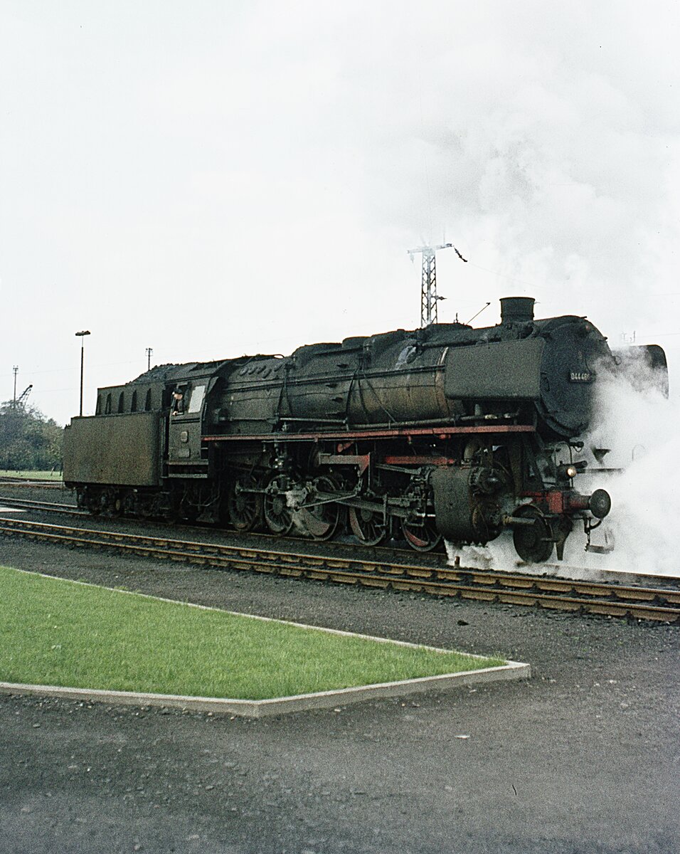 044 486        im Bw Gremberg