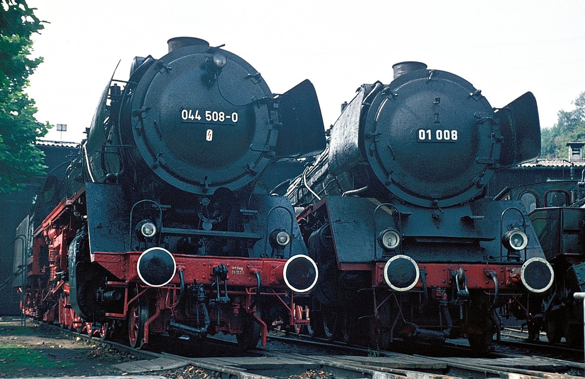 044 508 + 001 008  Bochum - Dahlhausen  06.09.75 