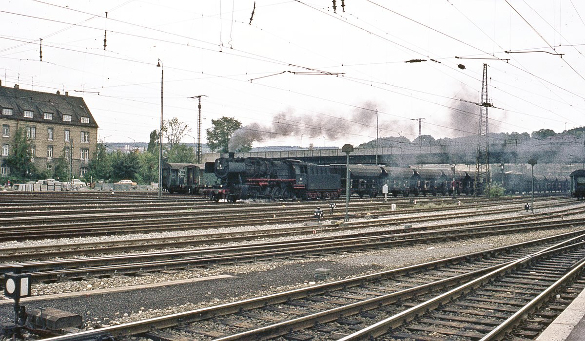 050 189 mit Schotterzug  Einf. in Bhf Ulm Hbf