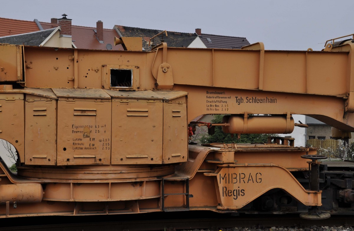 05.04.2014 Meuselwitz, Kohlebahnen Haselbach e.V. ; Drehteil und Beschriftung des EDK für den Einsatz in Tagebauen