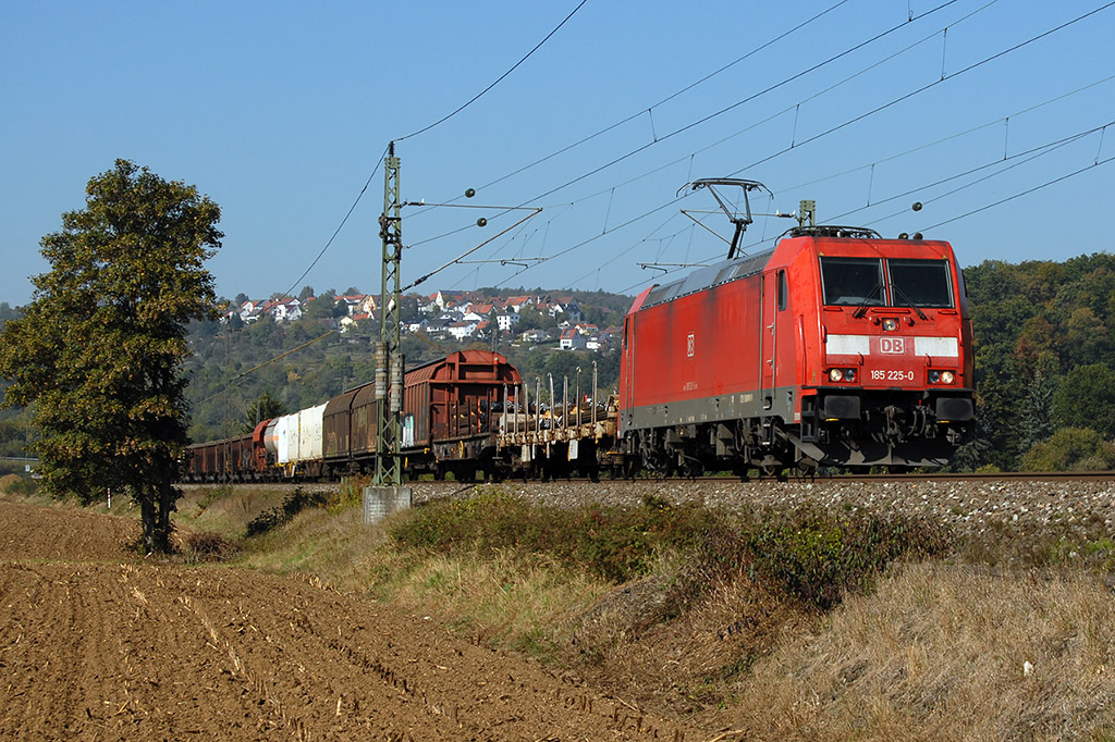 05.10.2018 Streckenabschnitt Uhingen 185 225-0