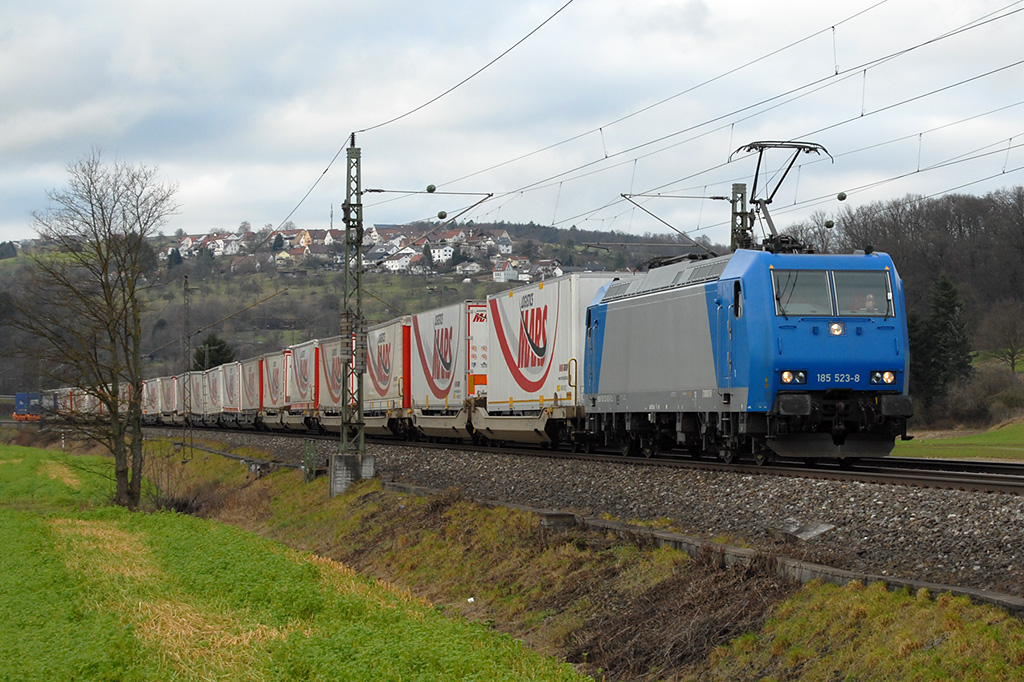 06.01.2018 Streckenabschnitt Uhingen 185 523-8
