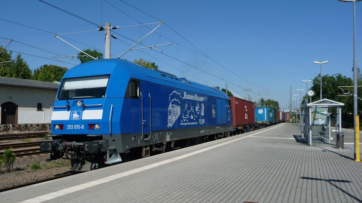 06.09.2013 BR 253 der Press mit Containerzug im Bf Neumark/Sachs.