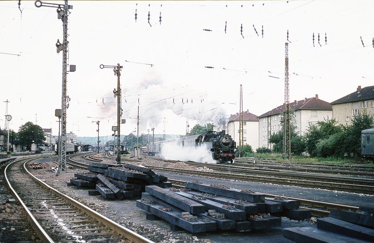 064 247 mit Pz  Ausfahrt Tübingen