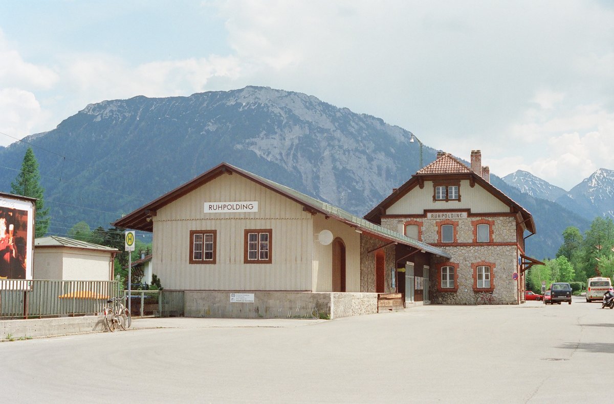 09.05.1993, Bahnhof Ruhpolding, Endpunkt der von Traunstein hierher führenden Strecke 