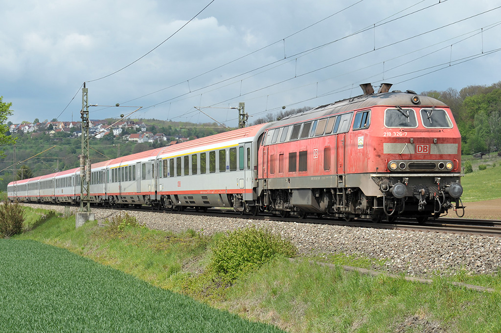 09.05.2017 Streckenabschnitt Uhingen 218 326-7 alleine am IC 119 Münster - Innsbruck