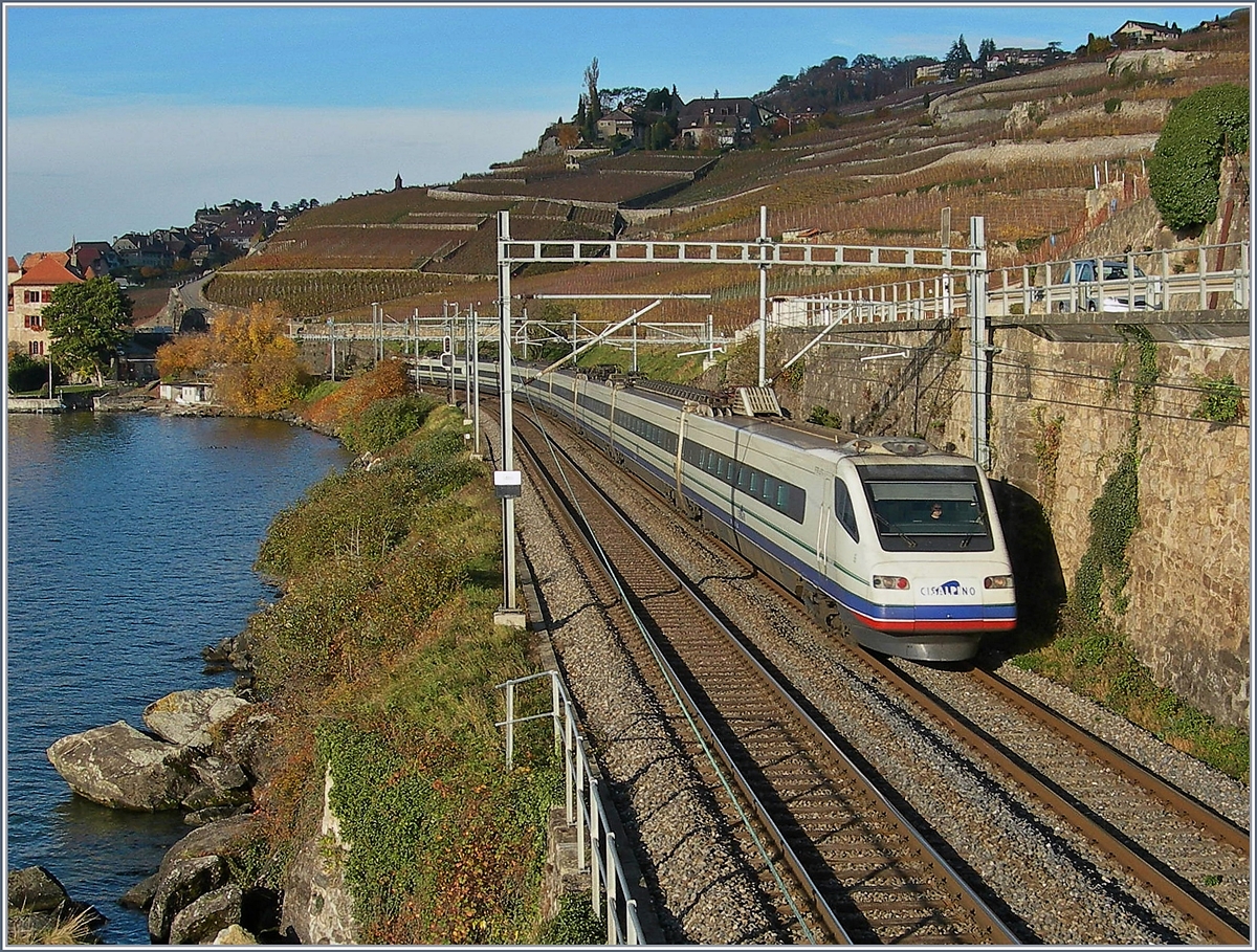 10 Jahre digitale Fotografie - und was sich in dieser eigentlich kurzen Zeit alles verändert hat!
Am 19. November 2006 war ein  ETR 470 von Cisalpino auf bei Rivaz auf dem Weg von Genève nach Milano unterwegs. 
