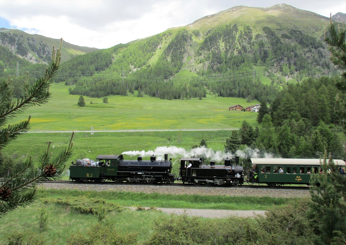 10 Jahre UNESCO Welterbe 
RhB Bahnfestival am 9. unnd 10. Juni 2018 in Samedan und Pontresina: 
Die G 3/4 11  Heidi  und G 4/5 108  Engiadina  war am Samstag, 9. Juni mit einem Dampfshuttlezug von Samedan nach Pontresina zwischen Punt Muragl und Pontresina unterwegs.  