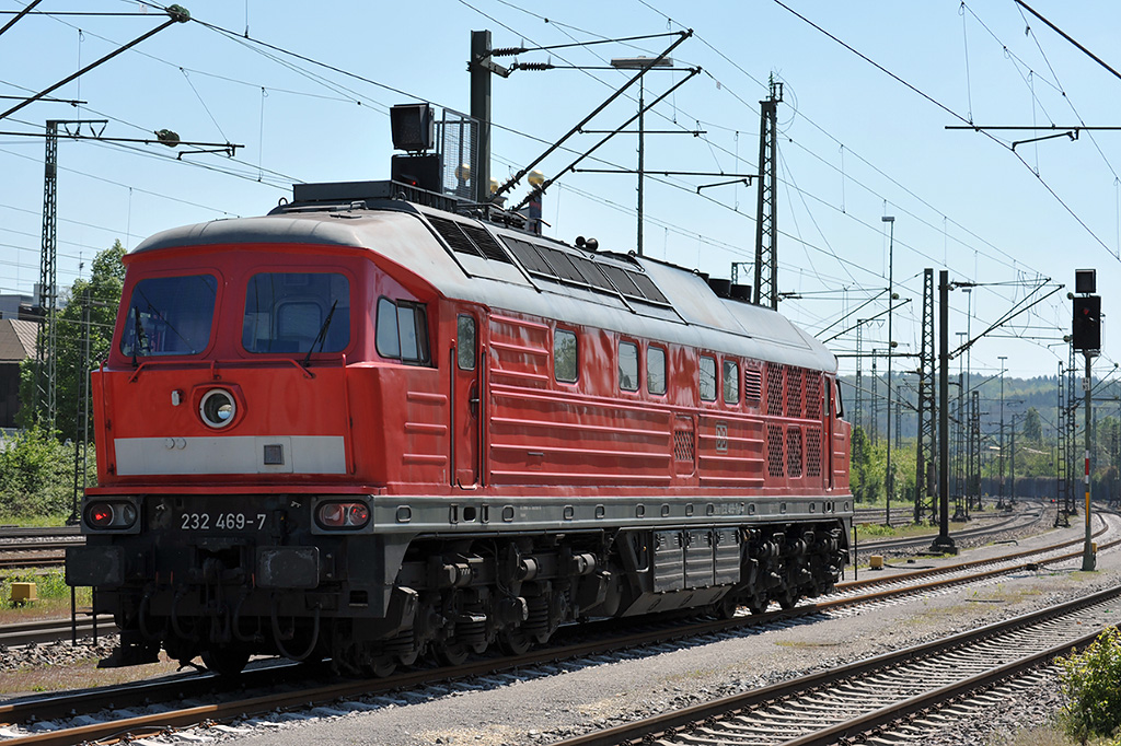10.05.2017 Plochingen Bahnhof 232 469-7,stand auf Gleis 5 vorm roten Signal