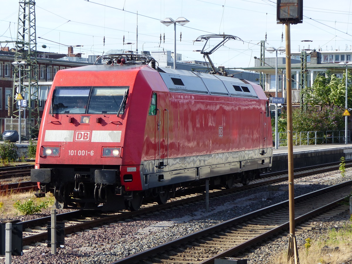 101 001 hat sich in Münster Hbf von ihrem Zug gelöst, 02.08.2022