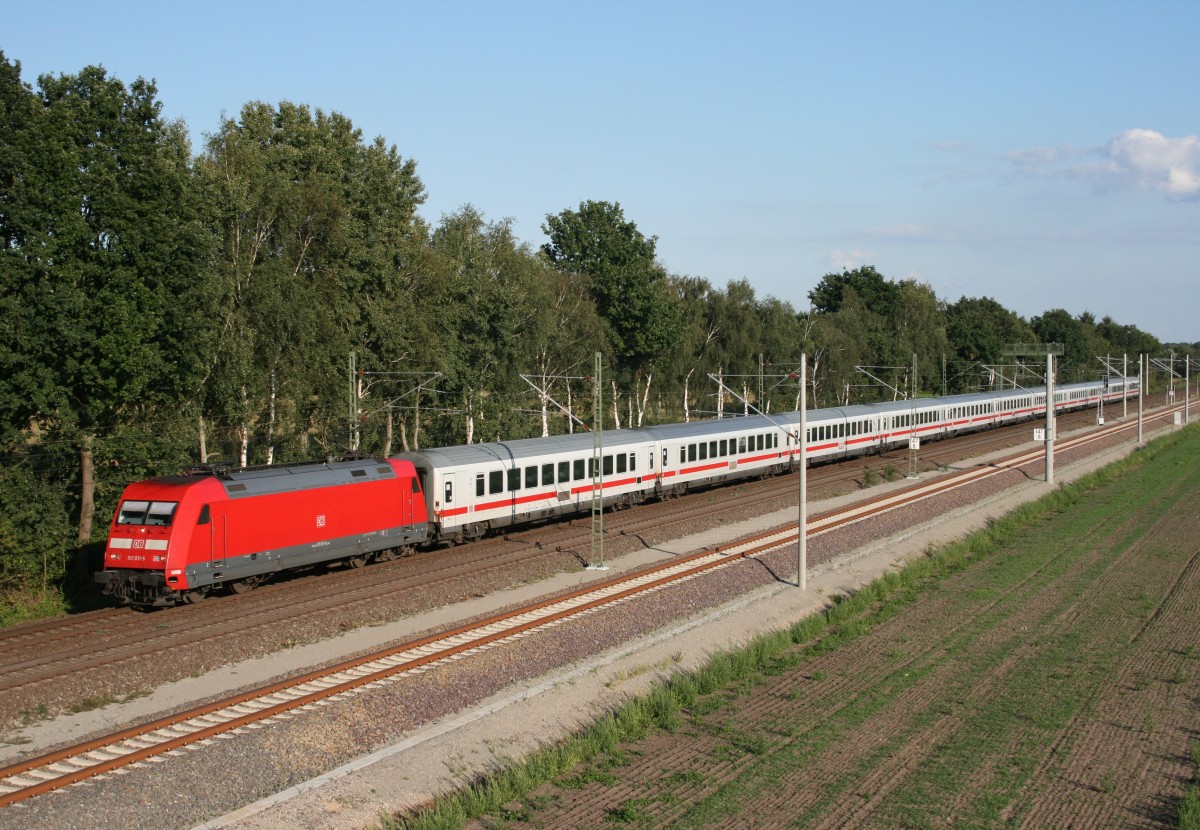 101 011 mit IC 2082  Knigssee  (Berchtesgaden–Hamburg-Altona) am 27.08.2014 zwischen Radbruch und Winsen (Luhe)