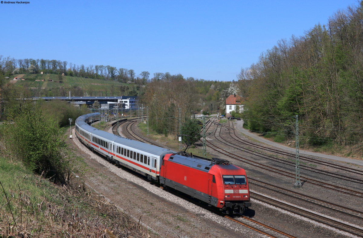 101 0180 mit dem IC 2393 (Frankfurt(Main)HbfStuttgart Hbf) in