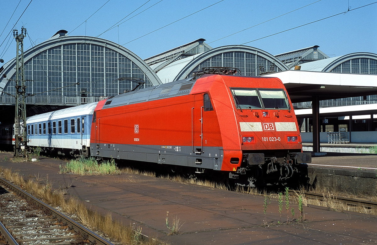 101 023  Karlsruhe Hbf  27.07.01