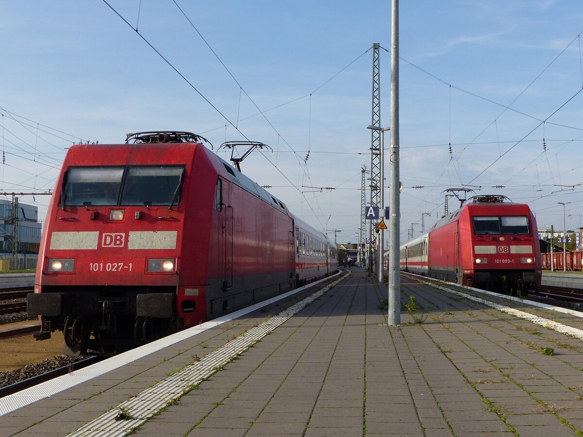 101 027 und 101 089 mit ihren IC´s in Rheine, 14.10.19