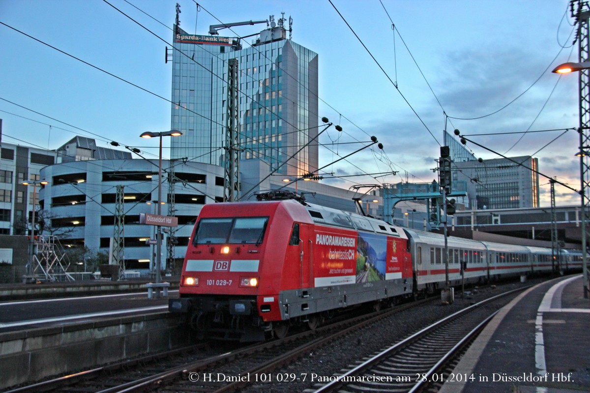 101 029-7  Panoramareisen  am IC2012 ( Oberstdorf - Hannover Hbf) am 28.01.2014 in Düsseldorf Hbf.