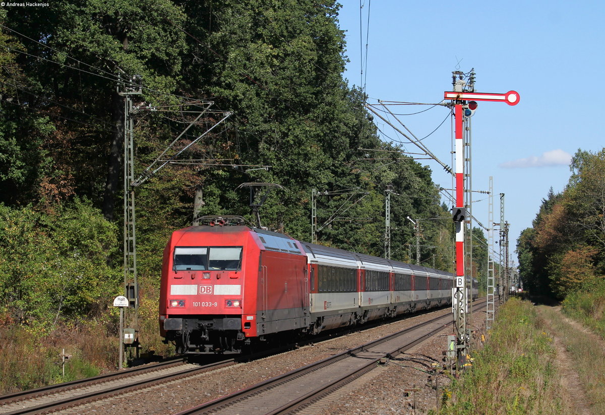 101 033-9 mit dem EC9 (Hamburg Altona-Zürich HB) bei Forchheim 25.9.18