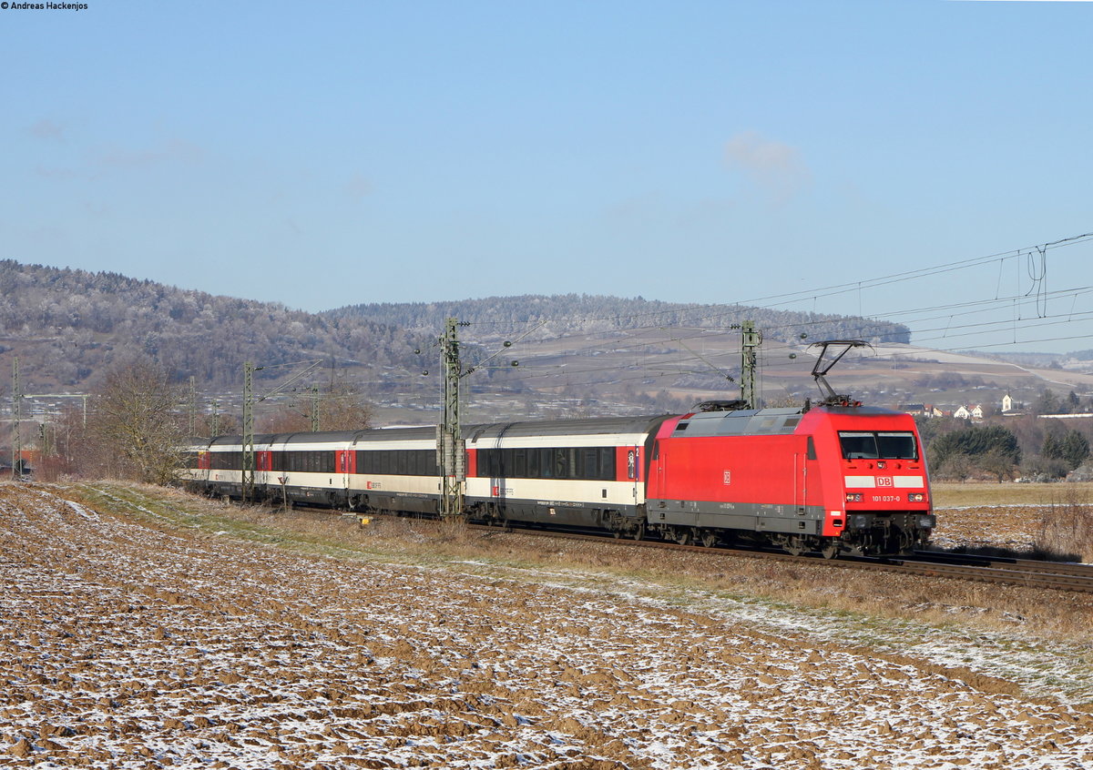 101 037-0 mit dem IC 183 (Stuttgart Hbf-Zürich HB) bei Welschingen 3.1.17