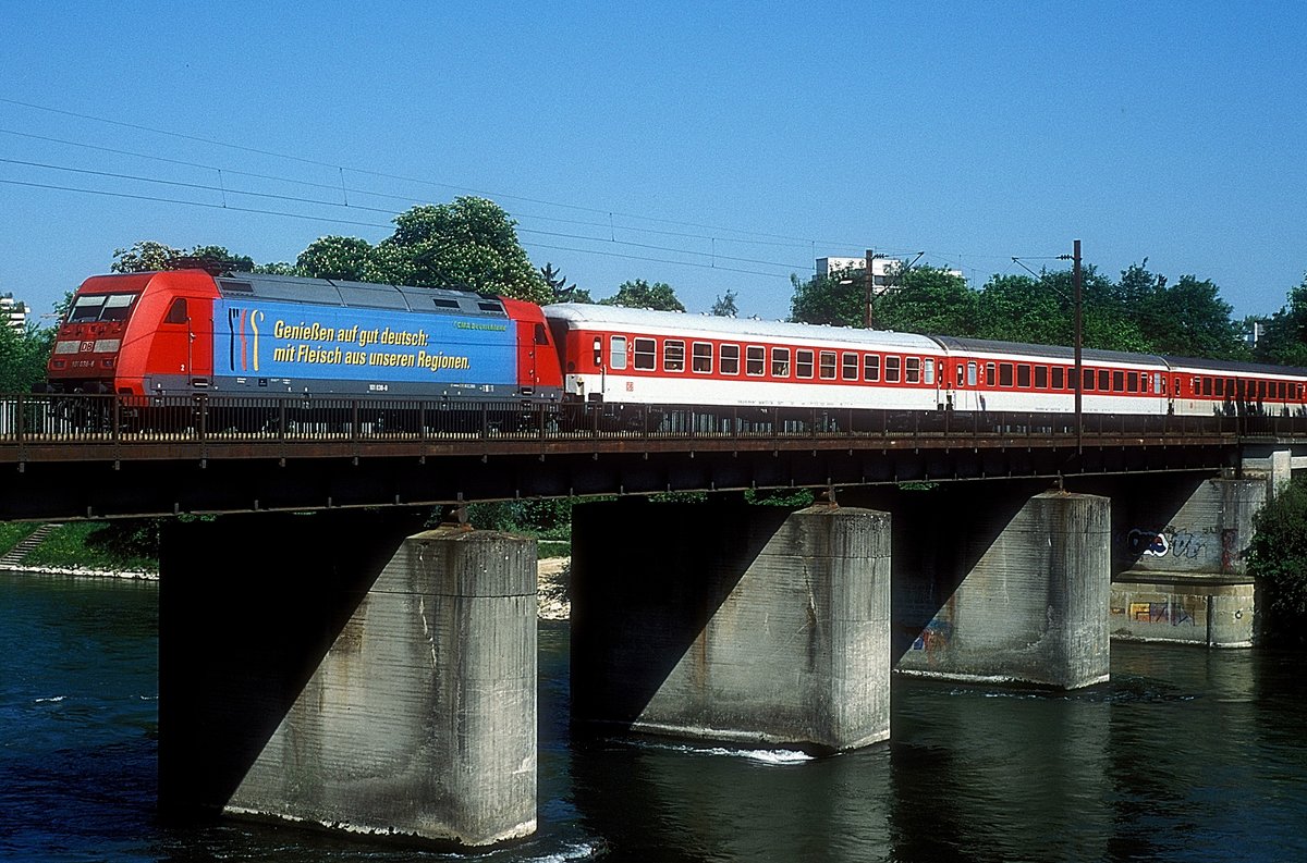 101 038  Ulm ( alte Donaubrücke )  23.05.01