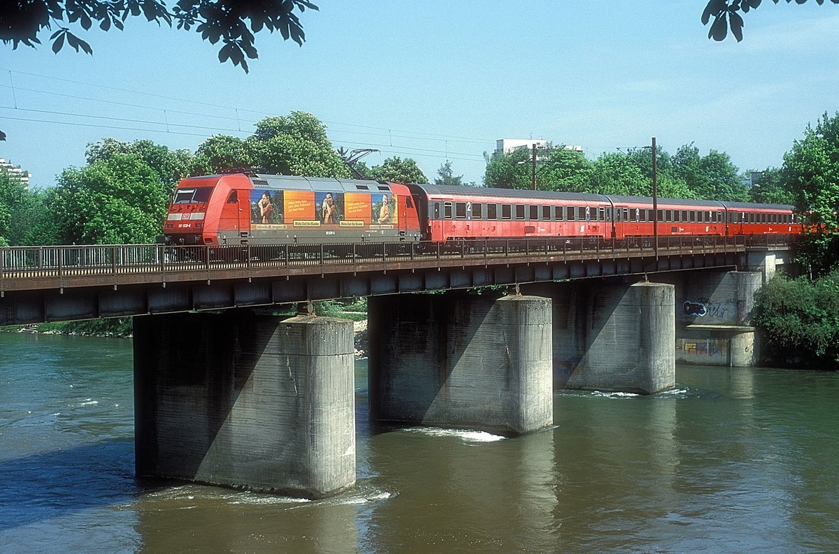 101 039  Ulm ( alte Donaubrücke )  20.05.01