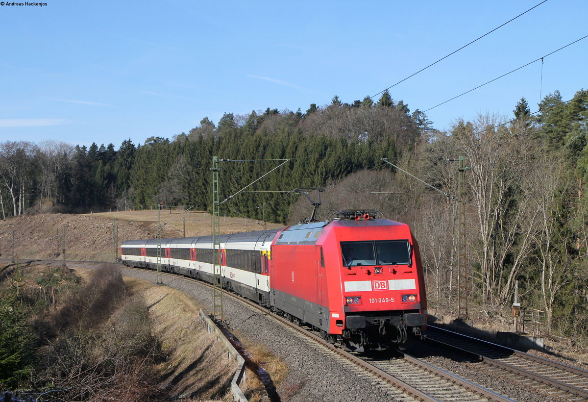 101 049-5 mit dem IC 282 (Zürich HB-Stuttgart Hbf) bei Eutingen 25.2.17