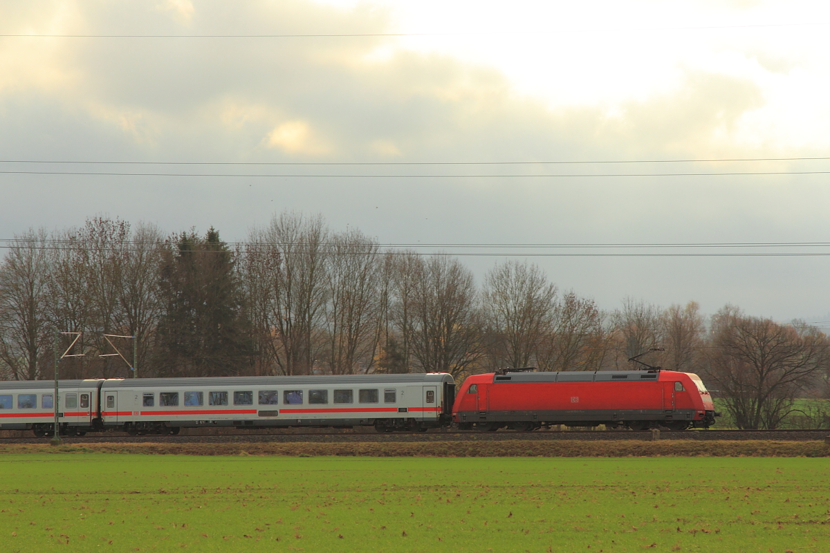 101 053-7 DB bei Gruben am 21.11.2015.