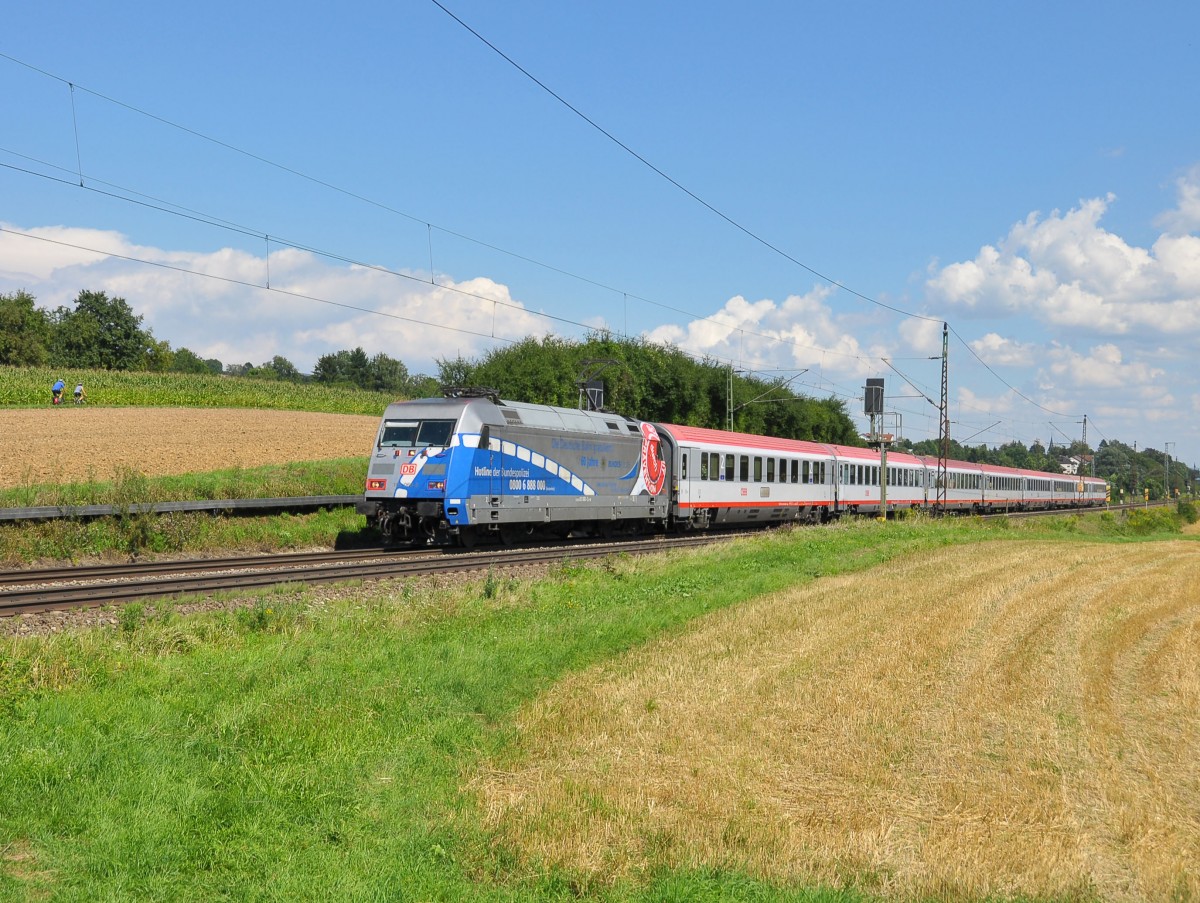 101 060 mit Werbung 60 Jahre Bundesploizei ist mit IC 118 nach Mnster(Westf)unterwegs.Bild entstand auf der KBS 750 bei Ebersbach an der Fils am 17.8.2013.