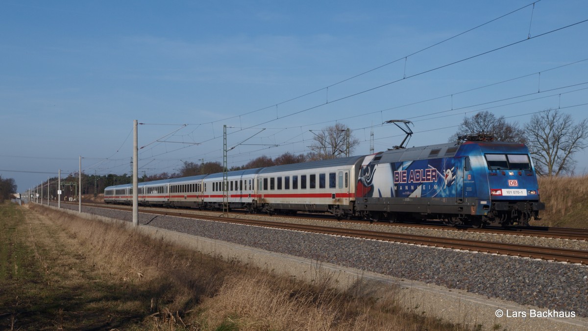 101 070-1  Adler Mannheim  eilt am 23.02.14 mit ihrem IC bei Bardowick-Bruch gen Karlsruhe.