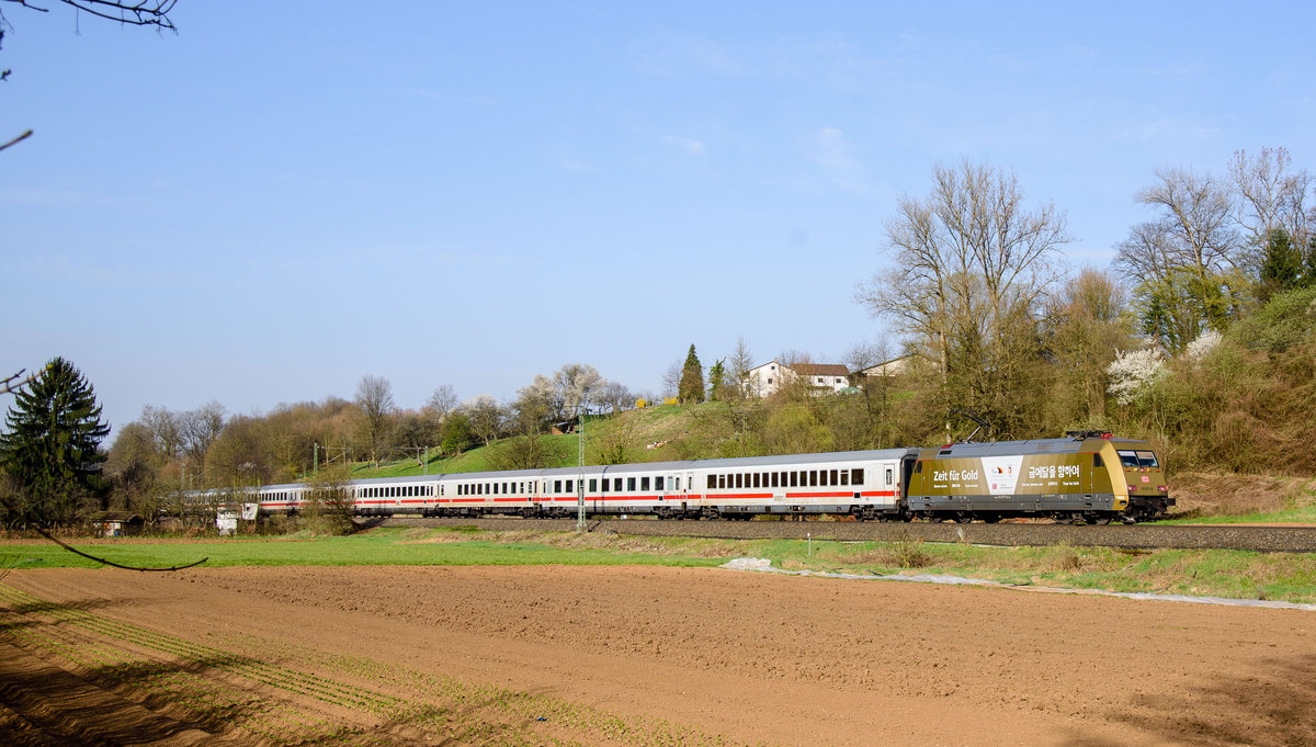 101 071''Zeit für Gold''mit IC 2261 nach München-HBF.(Reichenbach(Fils)8.4.2018).