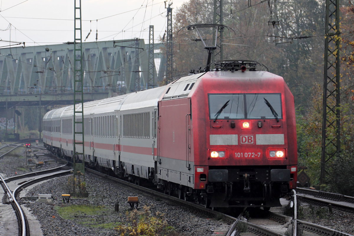 101 072-7 mit IC 231 nach Norddeich Mole durchfährt Recklinghausen-Süd 15.11.2014