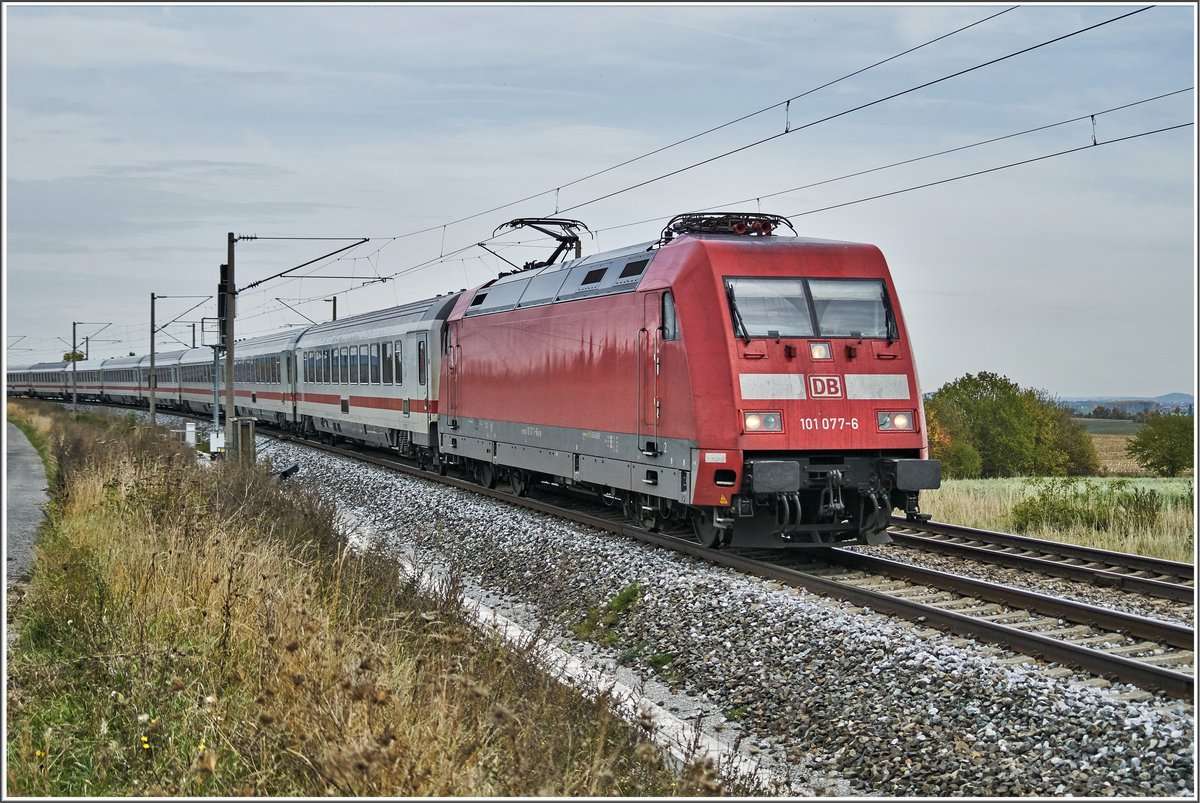 101 077-6 gesehen am 21.10.2020 in Gallmersgarten.
