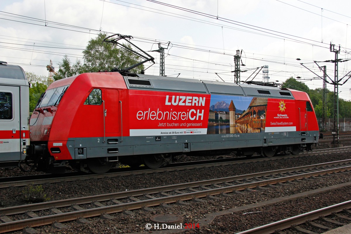 101 080-0  Luzern  mit einem IC am 07.05.2014 in Hamburg Harburg.