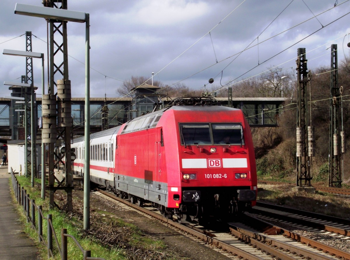 101 082-6 mit IC in Mainz Bischofsheim am 20.02.14 