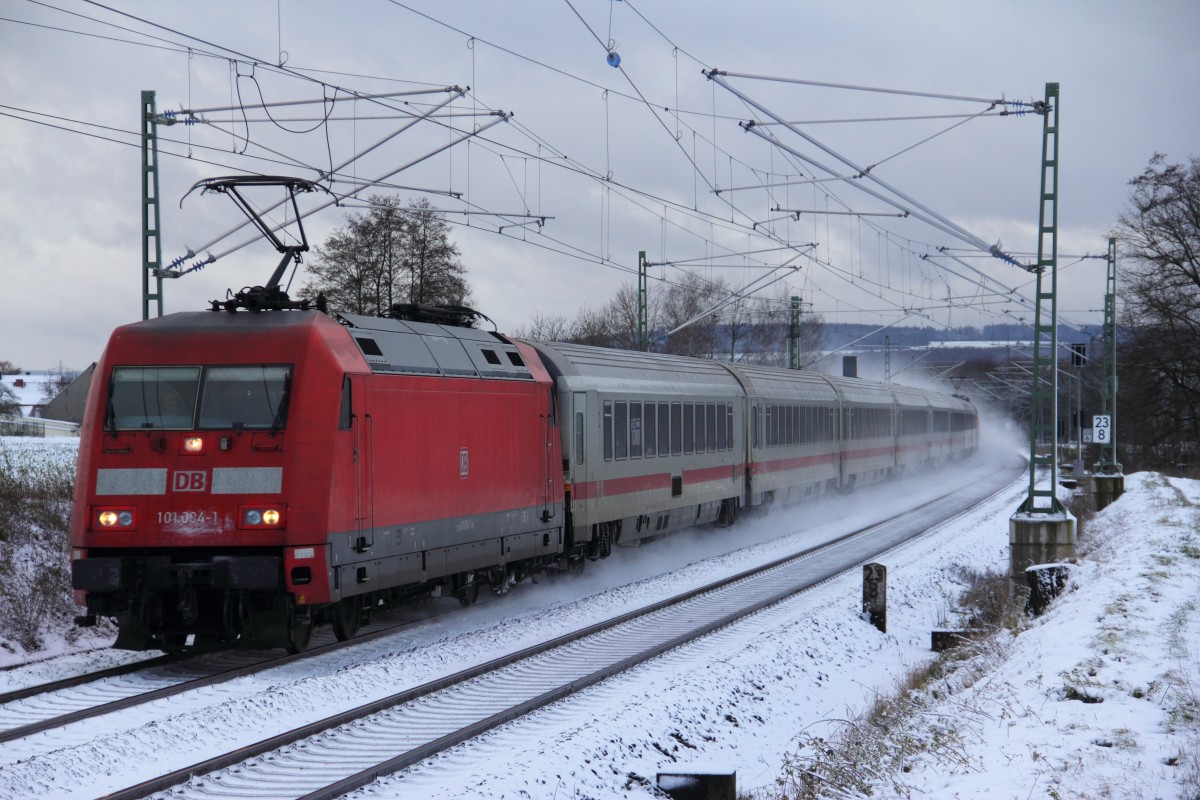 101 094-1 DB bei Staffelstein am 06.12.2013.