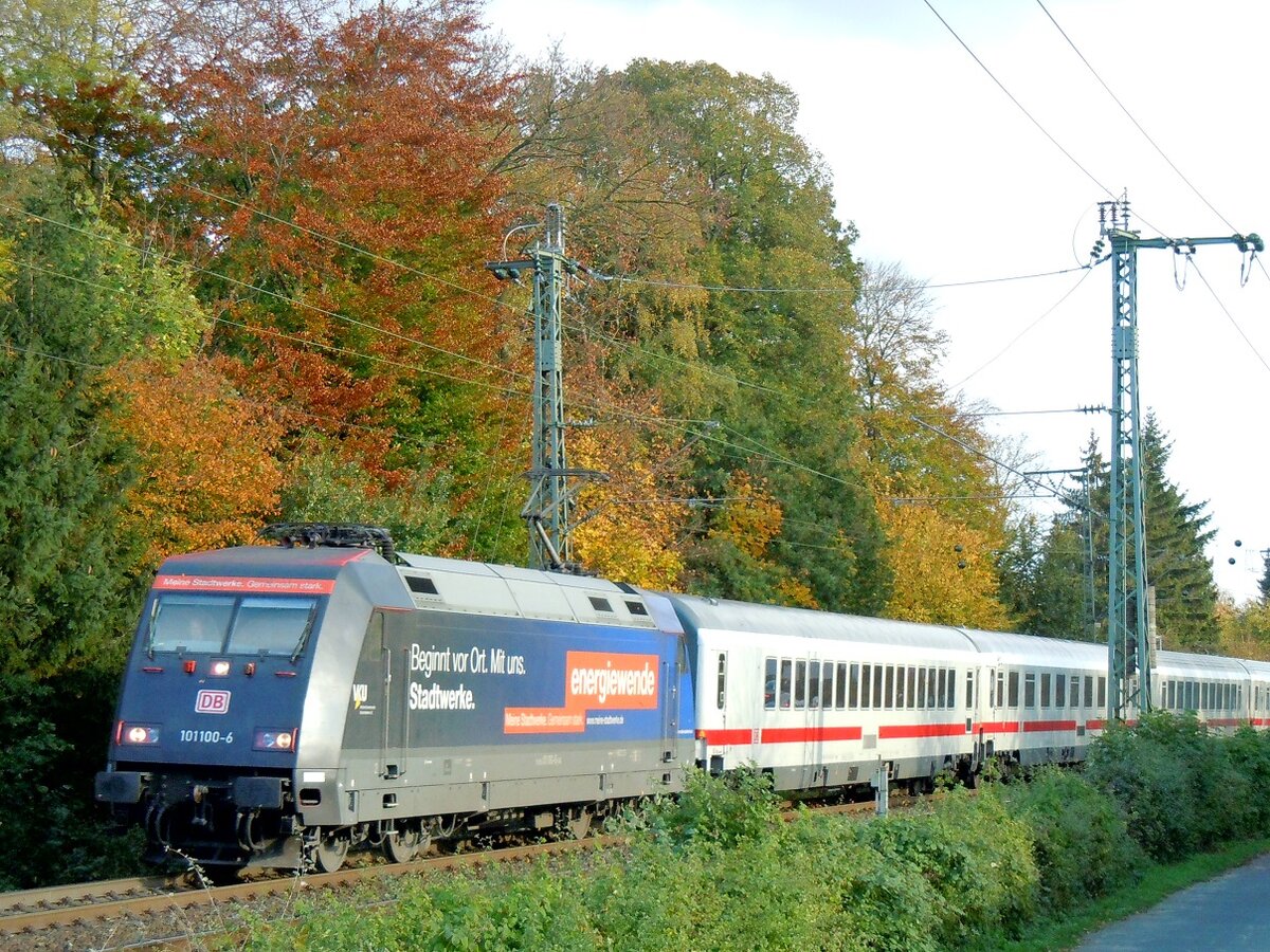 101 100 (Stadtwerke-Werbung) in der Nähe des BÜ Friedensplatz in Rheine, Okt. 2012