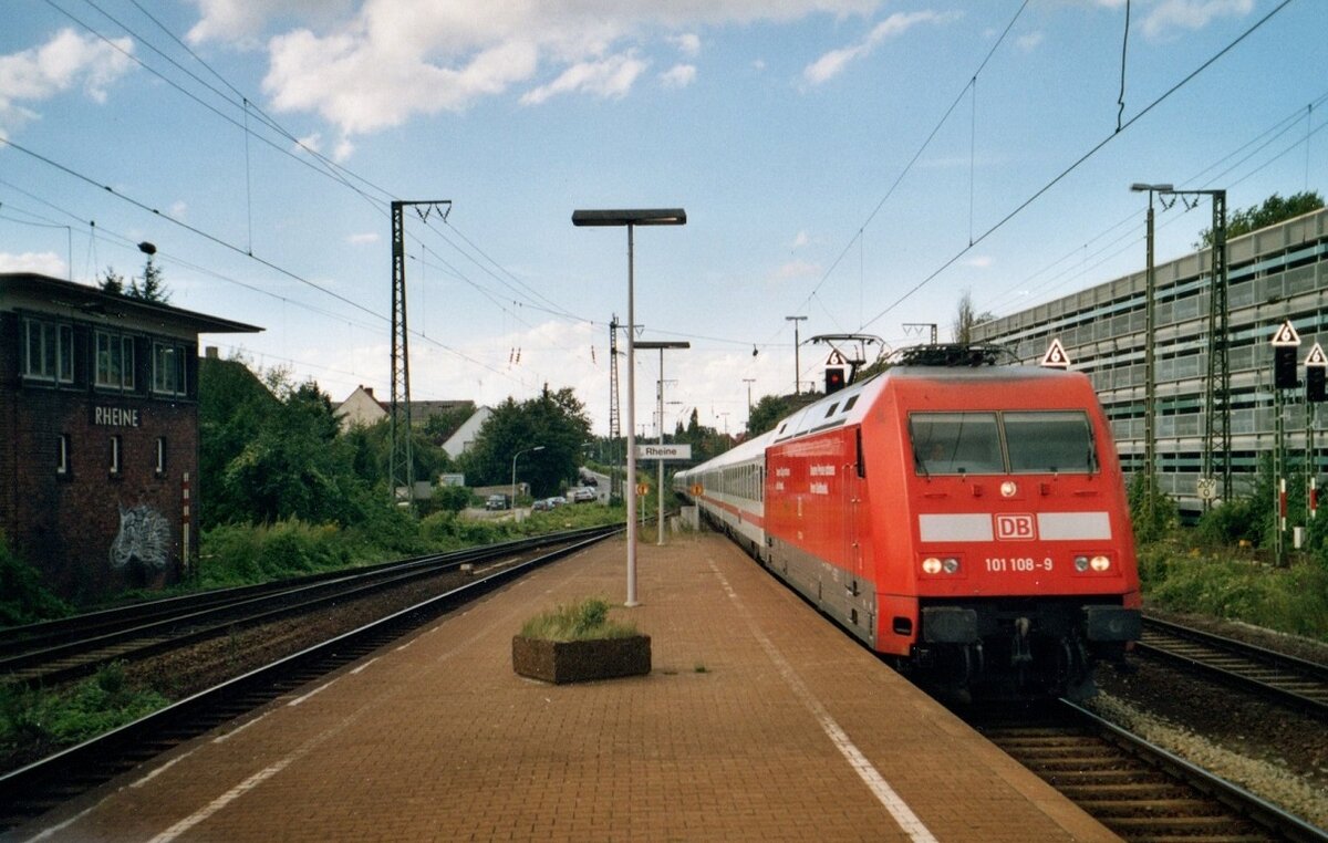 101 108 erreicht Rheine mit einem IC, um 2005