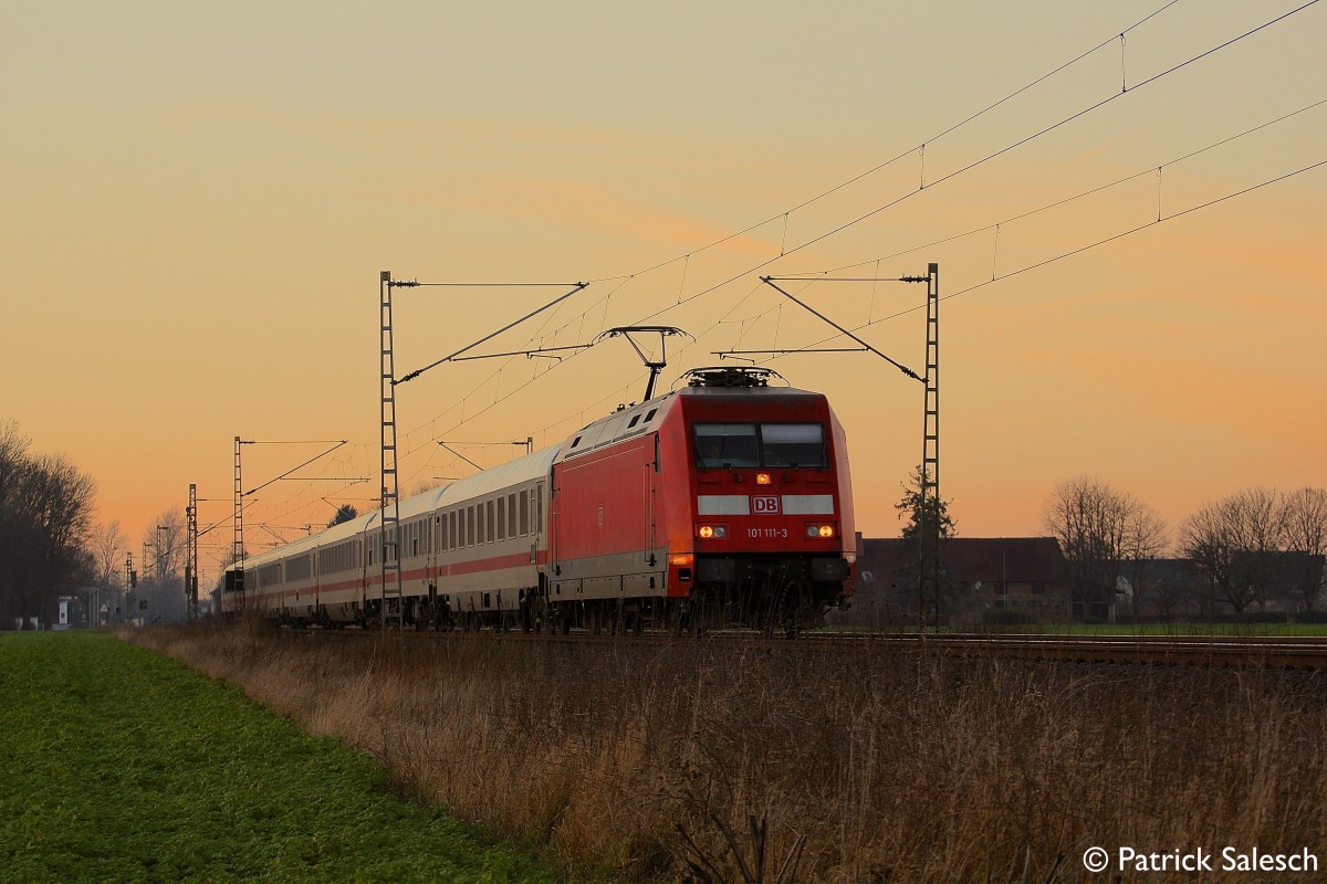 101 111 mit dem IC 2151 Düsseldorf -> Leipzig am 01.01.14 in Paderborn Elsen.