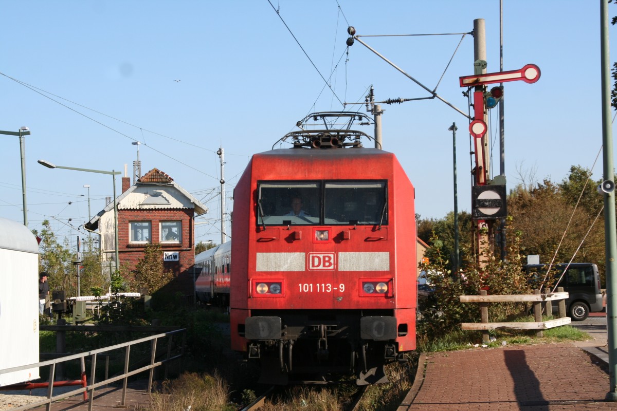 101 113-9 Einfahrt Norddeich Mole 03.08.2007 