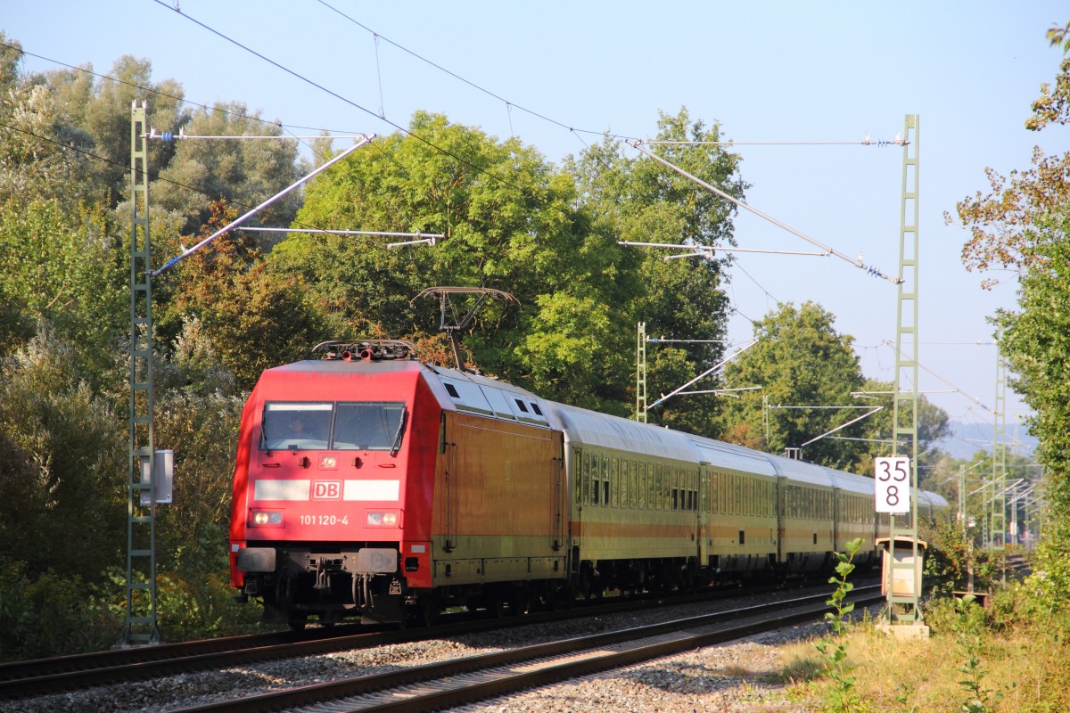 101 120-4 DB bei Michelau am 17.09.2014.