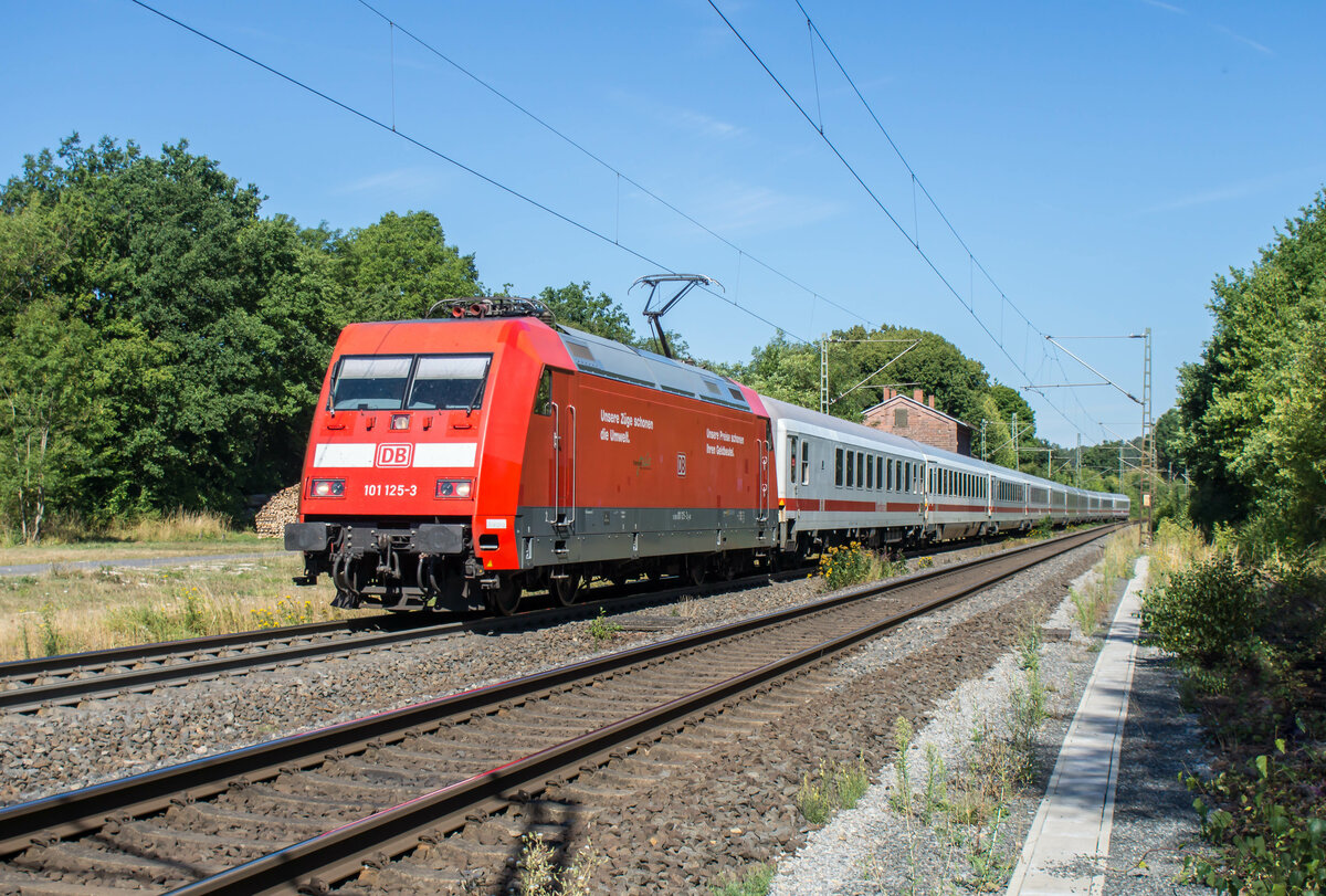 101 125-3 zu sehen in Vollmerz am 03.08-2022 als Umleiter.